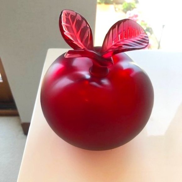 Lalique Pomme Red Perfume Bottle - Picture 1 of 4